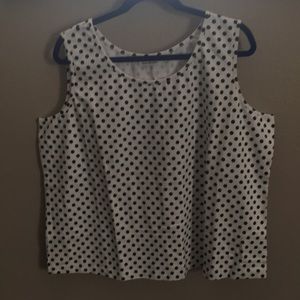 Joan Rivers sleeveless top